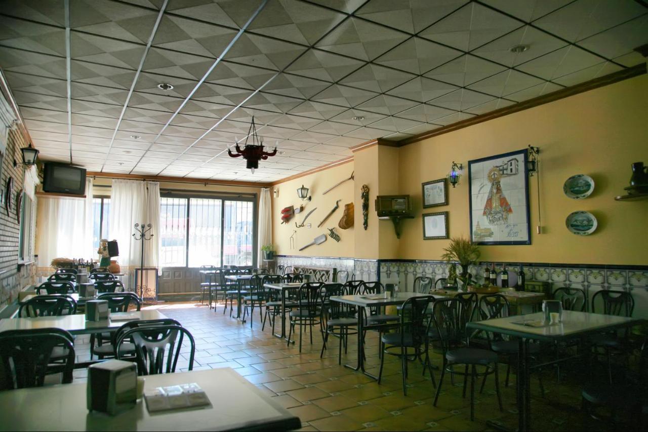 Hostal Restaurante Milan II ซาน เคลเมนเต ภายนอก รูปภาพ