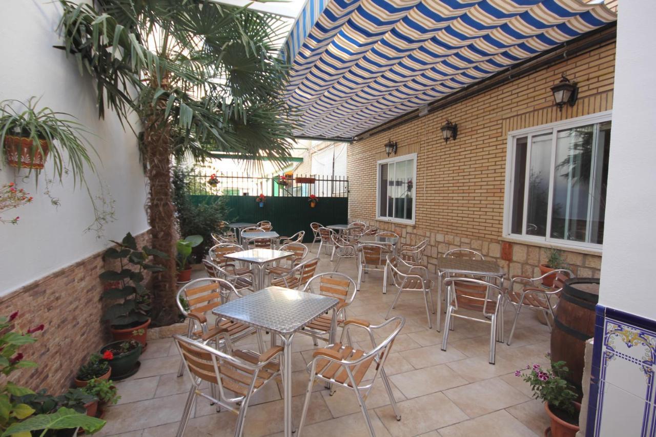 Hostal Restaurante Milan II ซาน เคลเมนเต ภายนอก รูปภาพ